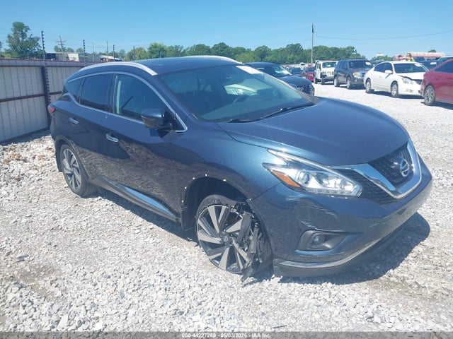 Salvage Nissan Murano Image