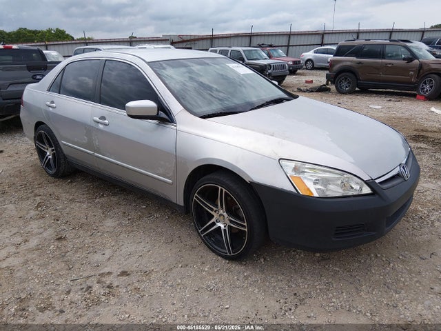 Salvage Honda Accord Image