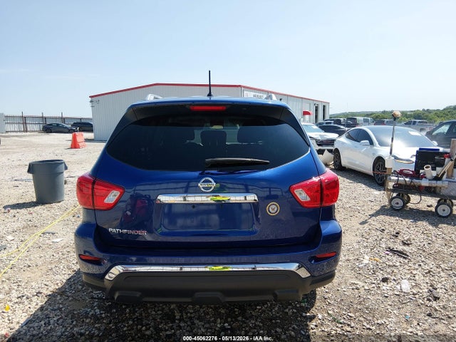 Nissan Pathfinder S