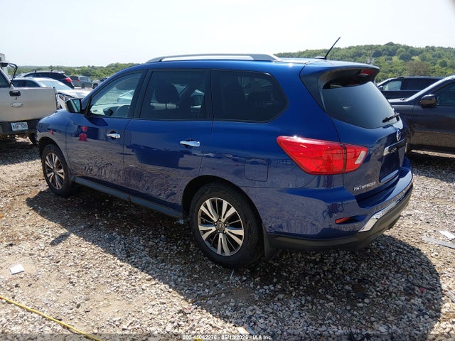 Nissan Pathfinder S