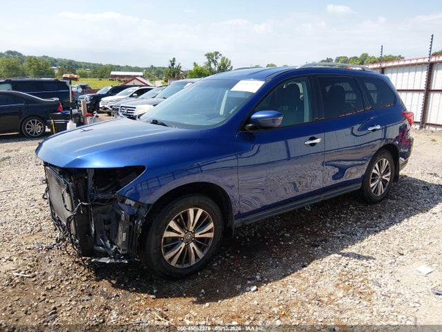 Nissan Pathfinder S