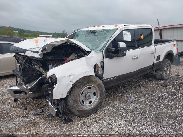 Salvage Ford F-350 Image