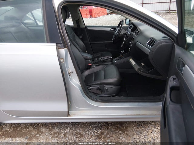 Volkswagen Jetta 2.5l Se