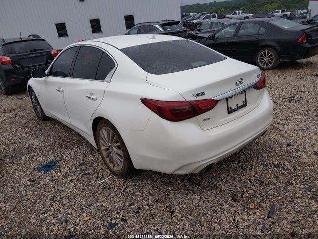 INFINITI Q50 3.0t Luxe