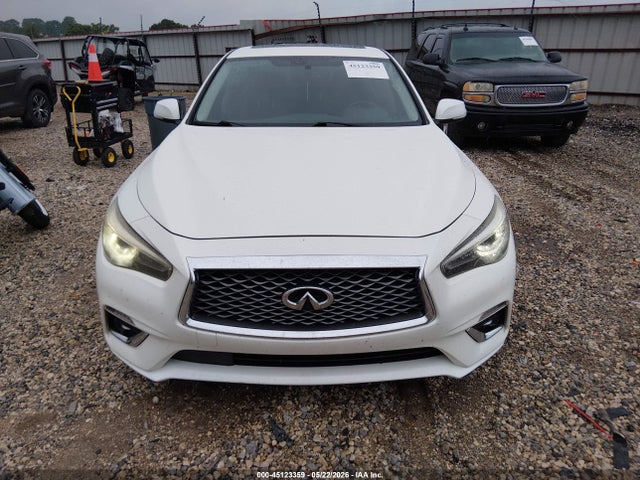 INFINITI Q50 3.0t Luxe