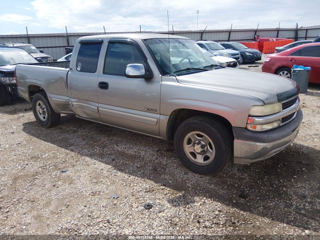 Salvage Chevrolet Silverado 1500 Image