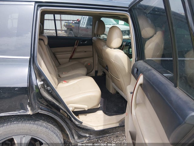 Toyota Highlander Limited V6