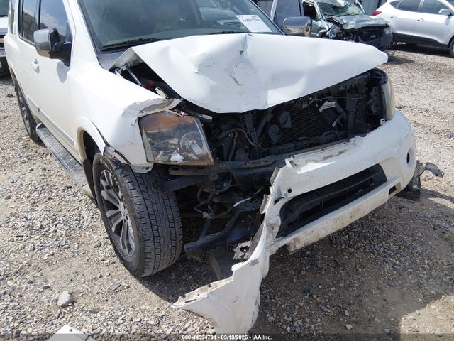 Nissan Armada Platinum