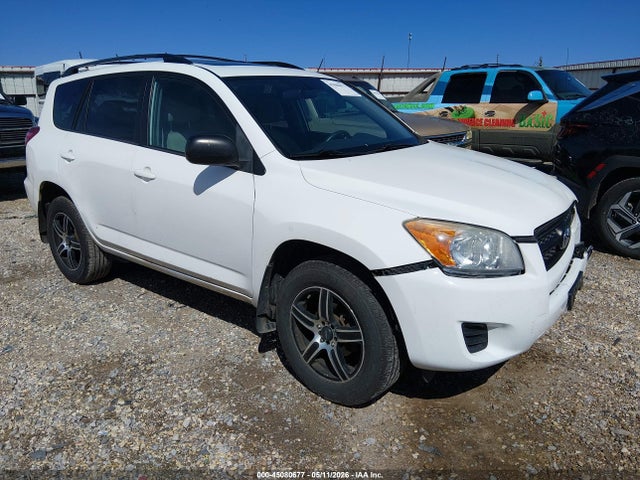 Salvage Toyota RAV4 Image