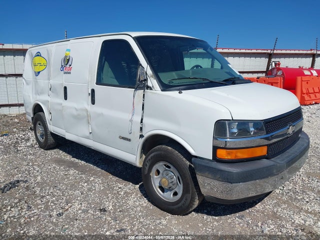 Salvage Chevrolet Express Image