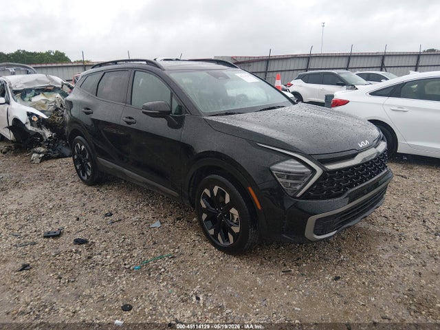 Salvage Kia Sportage Image