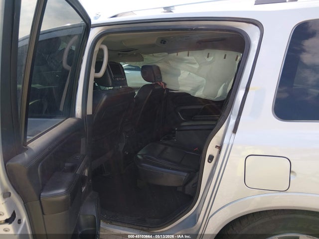 Nissan Armada Platinum
