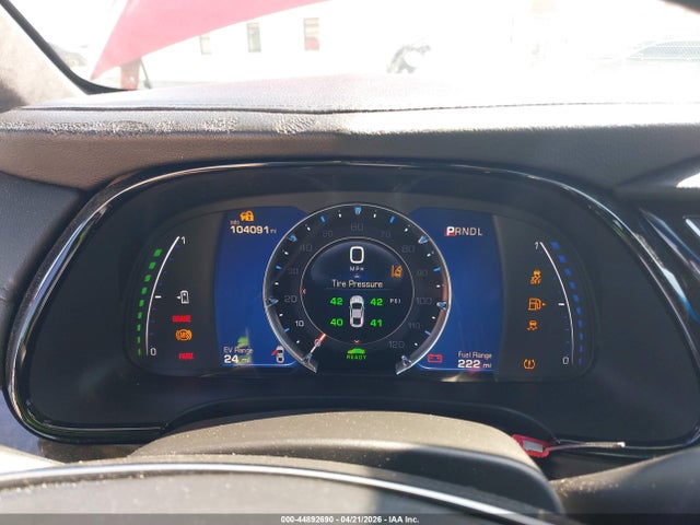 Cadillac ELR Standard