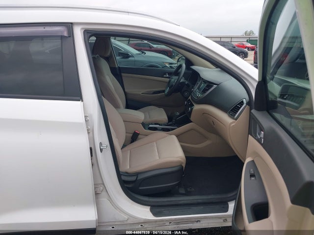 Hyundai TUCSON Se
