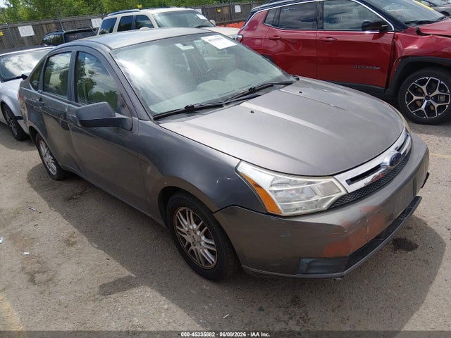 Salvage Ford Focus Image