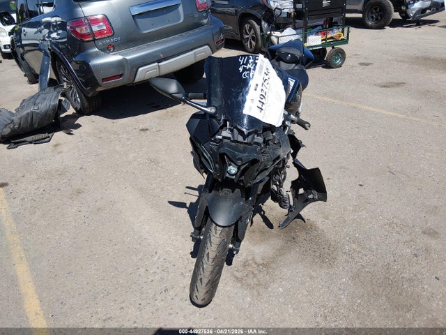 Yamaha Yzfr7