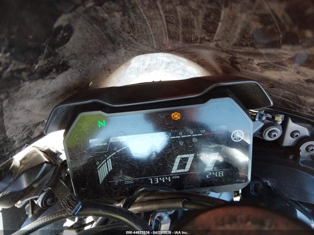 Yamaha Yzfr7