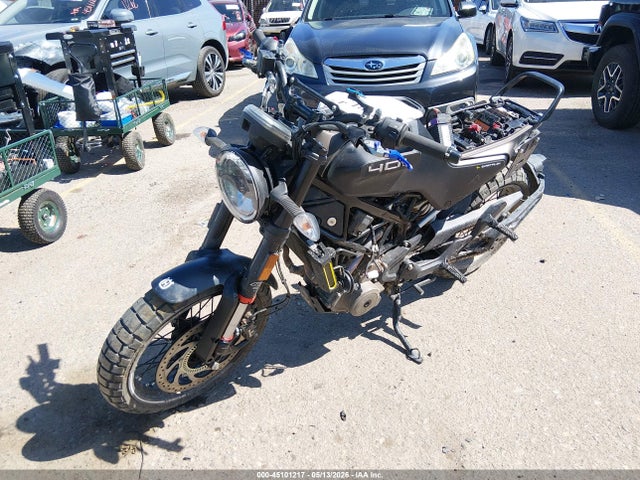 Husqvarna Vitpilen 401 Svartpilen 401
