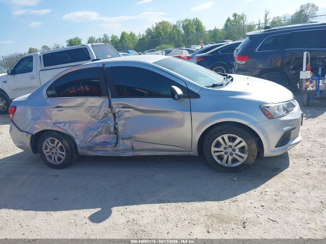 Chevrolet Sonic Ls Auto