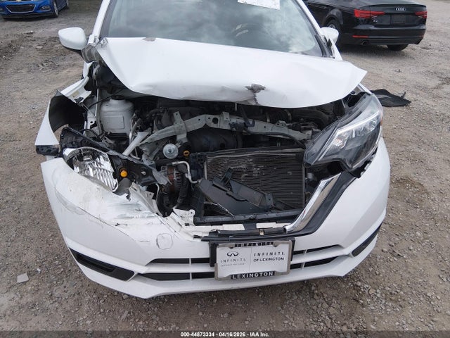 Nissan Versa Sv