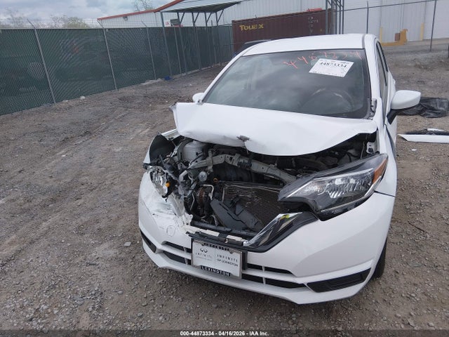 Nissan Versa Sv