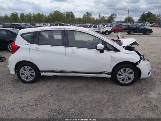 Nissan Versa Sv