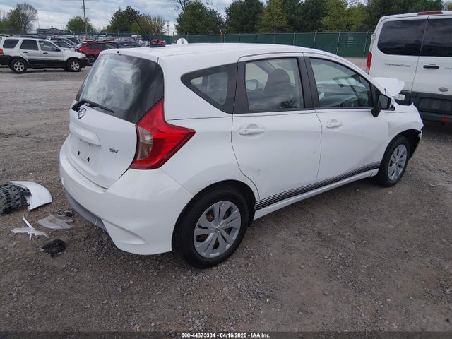 Nissan Versa Sv