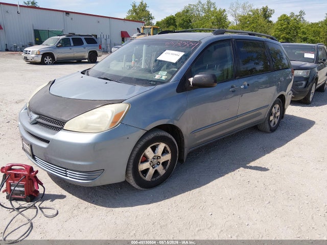 Toyota Sienna Le