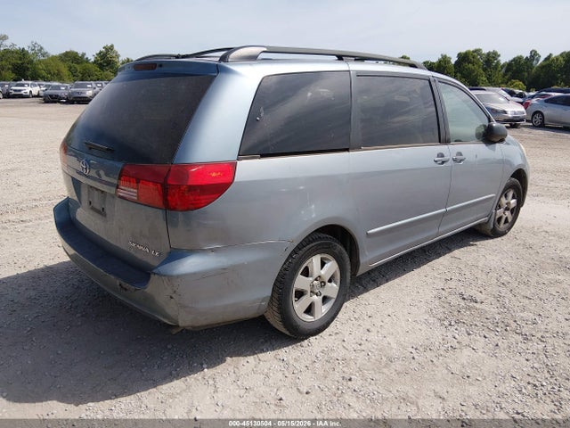 Toyota Sienna Le