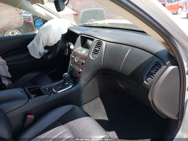 INFINITI Ex Journey