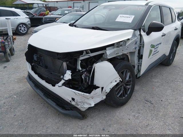 Nissan Rogue S Fwd