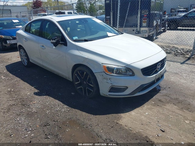 Salvage Volvo S60 Image