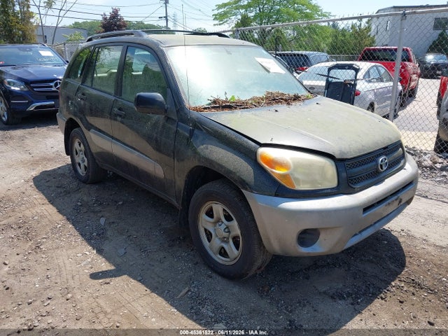 Salvage Toyota RAV4 Image