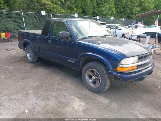 Salvage Chevrolet S-10 Image
