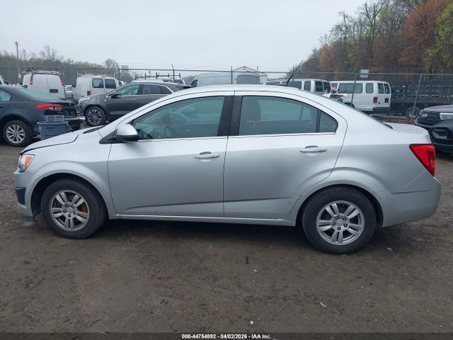 Chevrolet Sonic Lt Auto