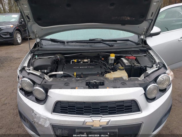 Chevrolet Sonic Lt Auto