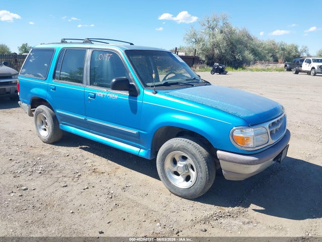 Salvage Ford Explorer Image