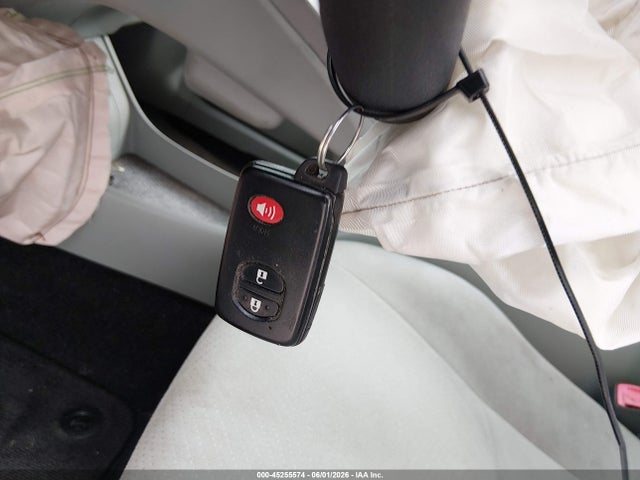 Toyota Prius Three
