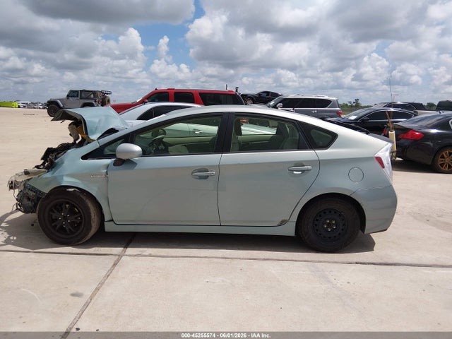 Toyota Prius Three