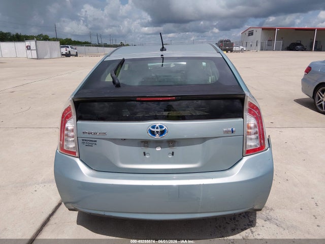 Toyota Prius Three