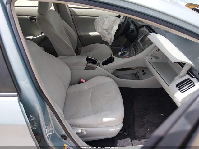 Toyota Prius Three