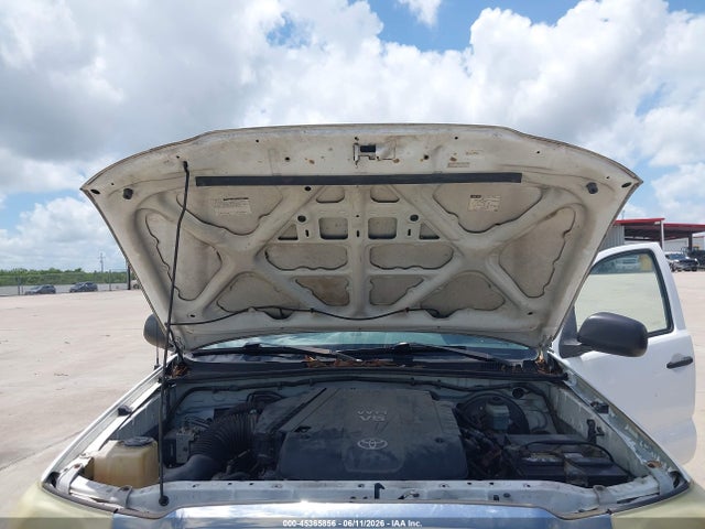 Toyota Tacoma Prerunner V6