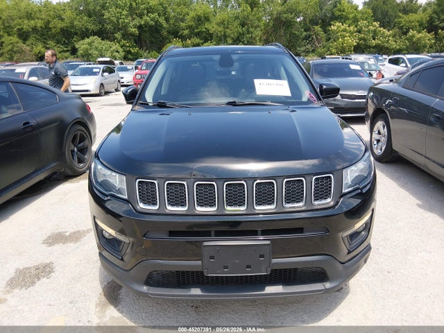 Jeep Compass Sun And Wheel Fwd