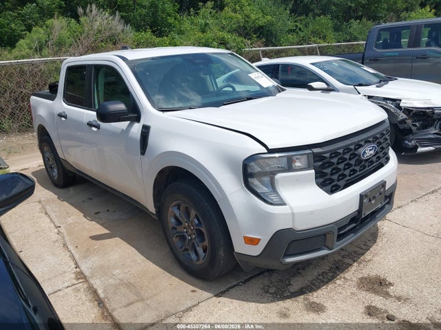 Salvage Ford Maverick Image