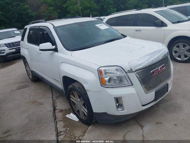 Salvage GMC Terrain Image