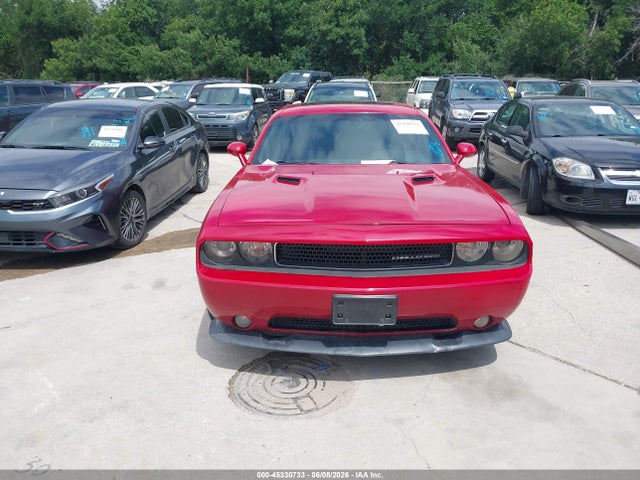 Dodge Challenger Srt8 392