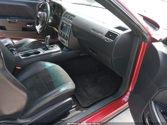 Dodge Challenger Srt8 392