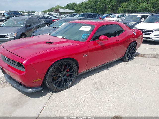 Dodge Challenger Srt8 392