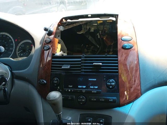 Toyota Sienna Xle