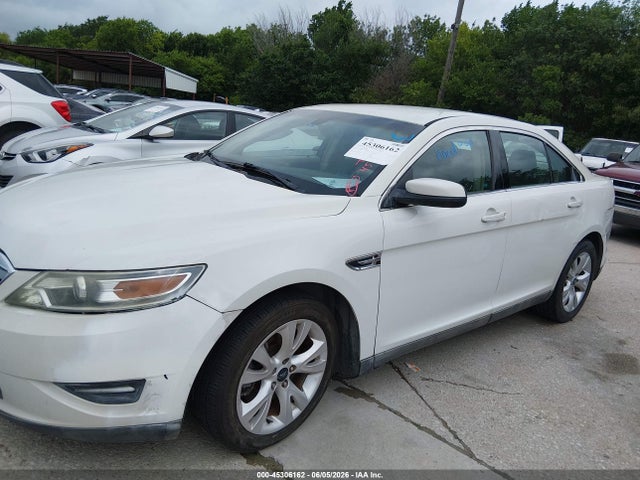 Ford Taurus Sel